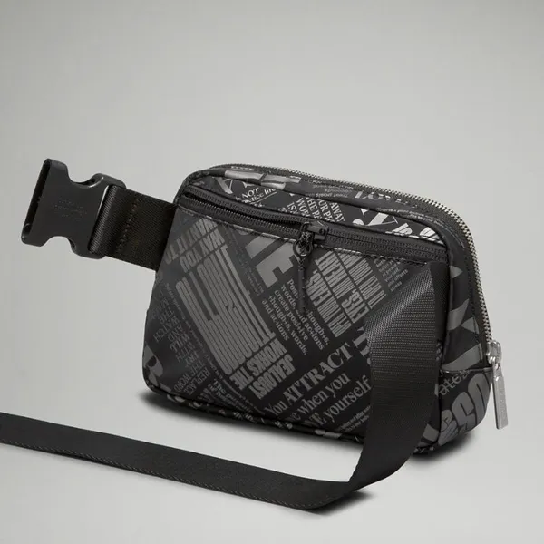 Lululemon Everywhere Belt Bag 1L Manifesto Print Black Silver - Image 4