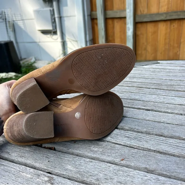 Alex Marie Women’s Shoes Brown‎ Suede Heel Booties Size 9 - Image 5
