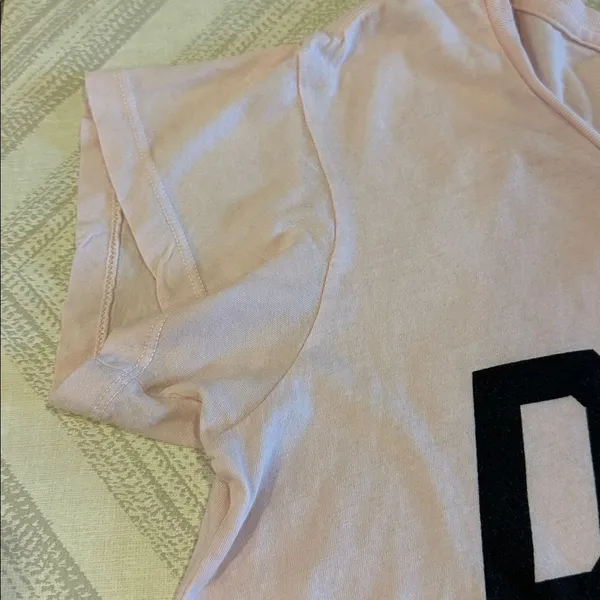 Wildfox Women’s Wide Boxy Light Pink Dare Devil Tee Size XS - Image 3