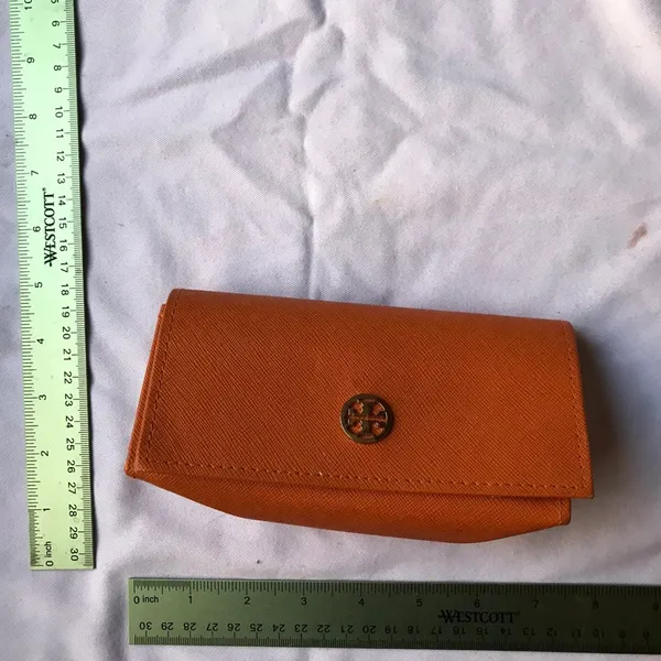 Tory Burch Eyeglass case - Image 7