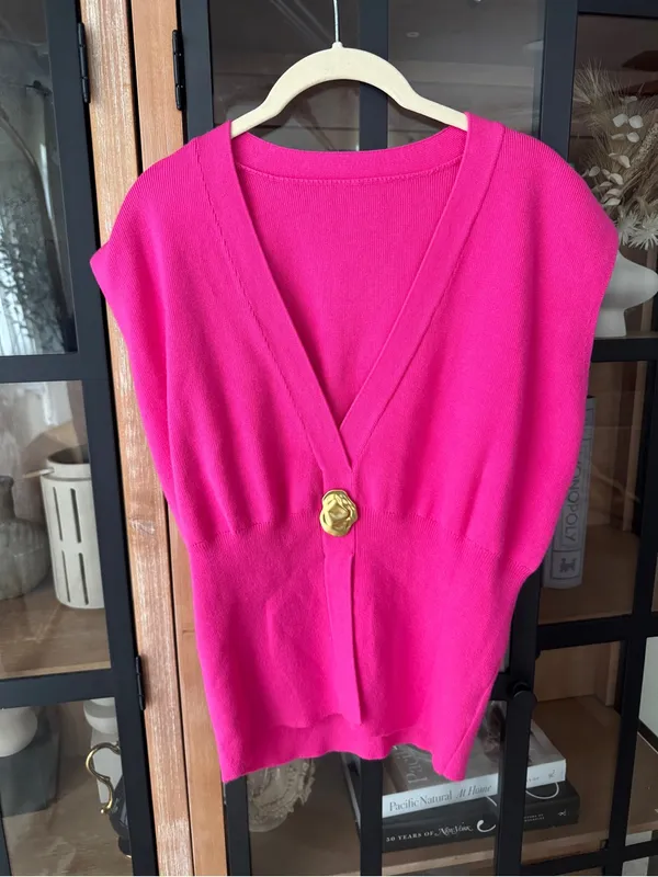 Commense knit top sweater vest Buttoned detail vneck babydoll asymmetrical - Image 2