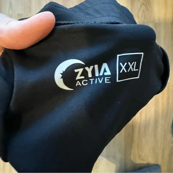 Zyia Active Black Joggers - Image 4