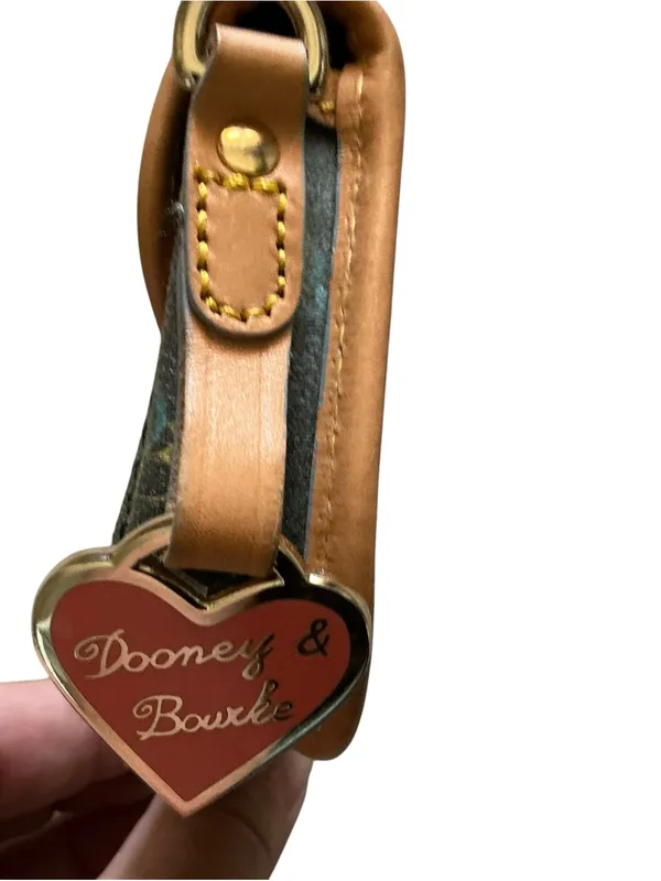 Dooney & Bourke signature coated canvas wristlet wallet 4x6” - Image 4