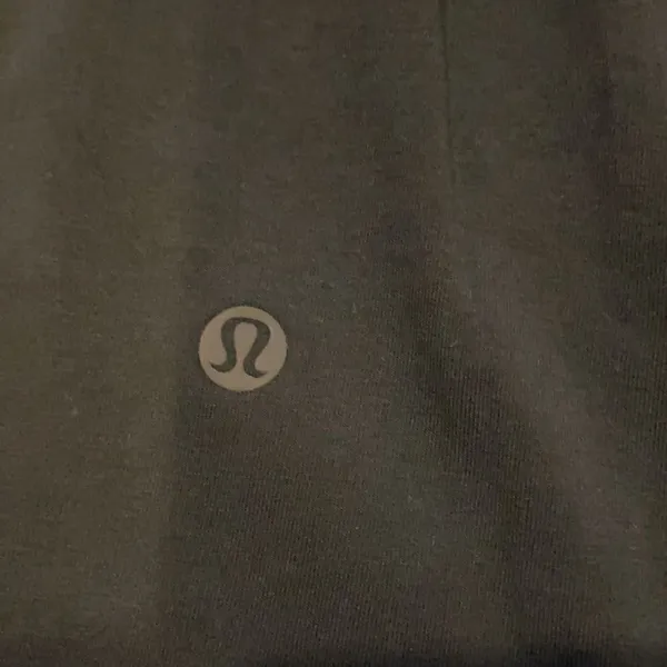 Lululemon Women’s Black Shorter Front Sweatshirt Black Size 6 - Image 7