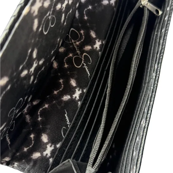 Jessica Simpson Black Quilted Leather Trifold Wallet with Logo Plaque - Image 5