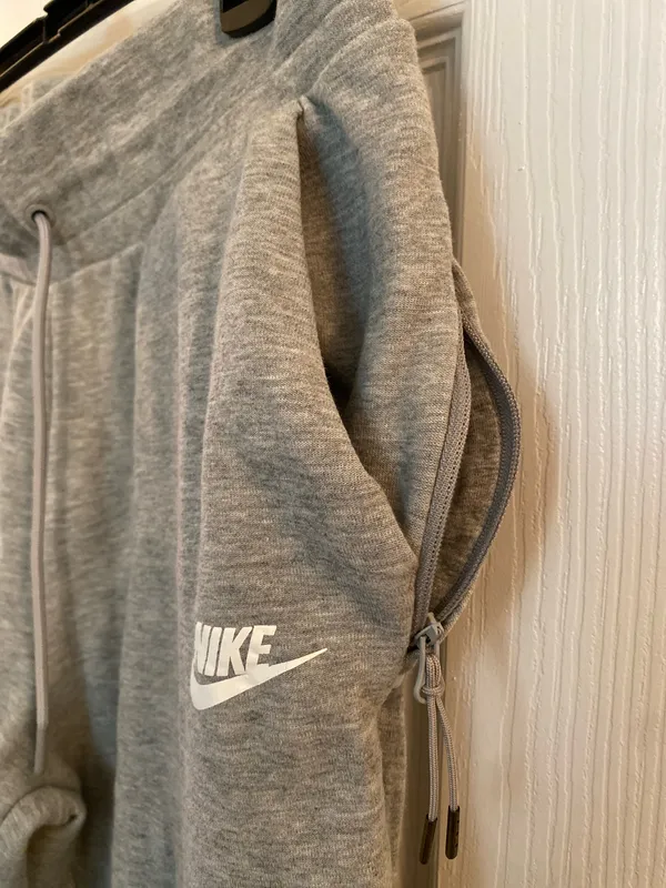 Nike Jogger Sweatpants Women’s - Image 4