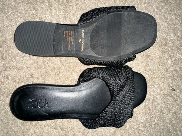 Black dress slides Size 6 - Image 2