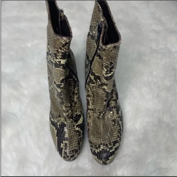 Vintage Stuart Weitzman Snake Skin Heeled Boots - Image 7