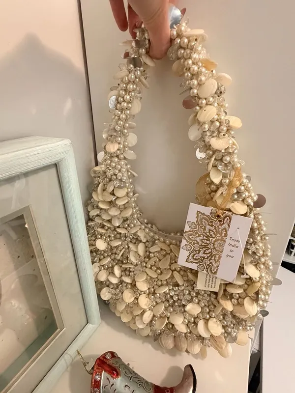 Handmade Pretty Coastal Mermaidcore Pearl & Seashell Beaded Hobo Shoulder Bag - Image 3