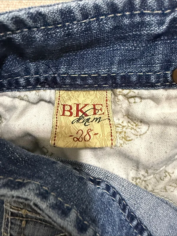 BKE Medium Blue Denim Shorts with Embroidered Back Pockets - Image 5