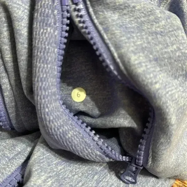 Stunning Lululemon Jacket - Image 7