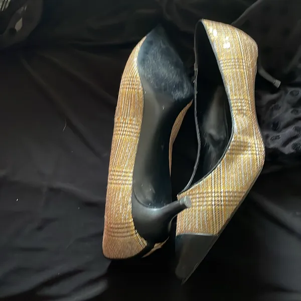 Charles & Keith sequin plaid kitten heels - Image 6