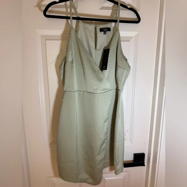 NWT Lulus What a Stunner Sage‎ Green Satin Asymmetrical Mini Dress, Medium - Image 6
