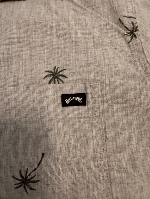 Men’s billabong button up - Image 2