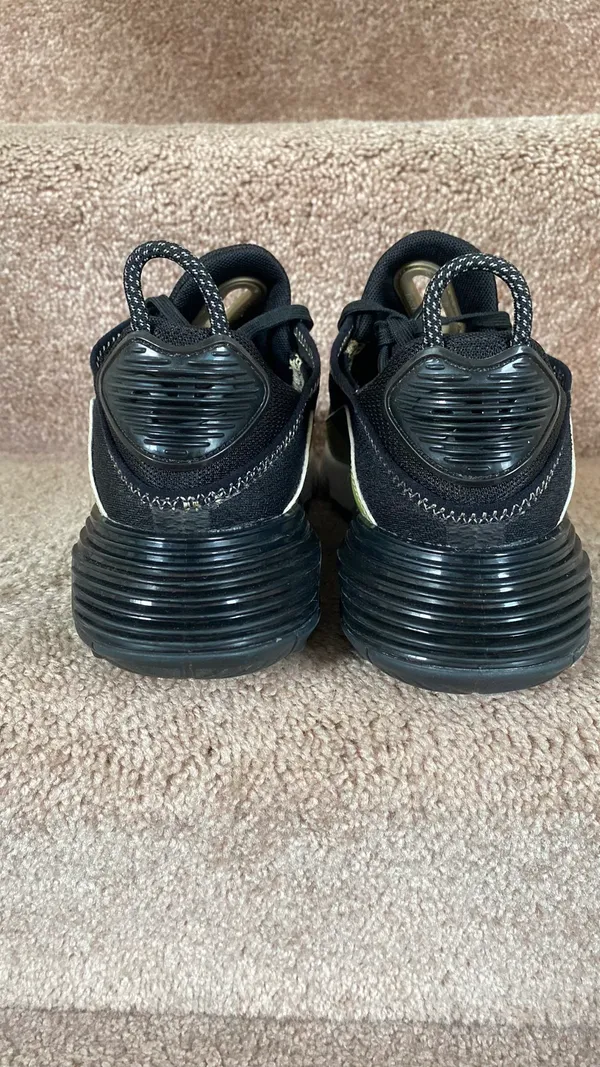 Nike Air  Max Shoes - Image 2