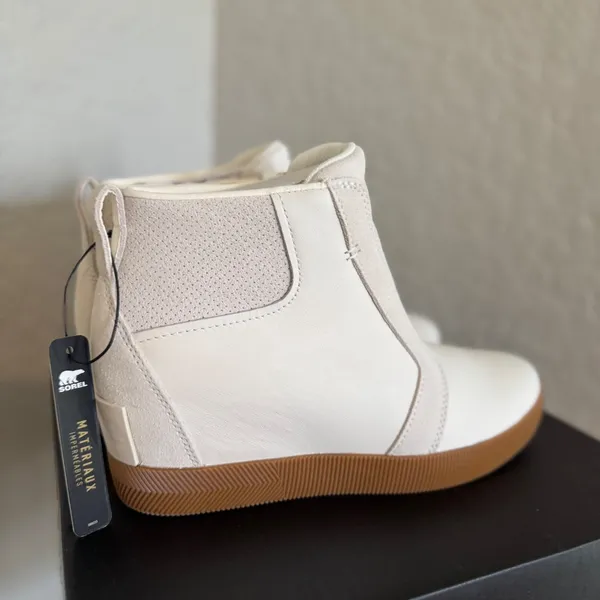 Sorel Out N About Wedge Leather Bootie, Ankle Boots White/Sea Salt, Size 8.5 NWT - Image 11