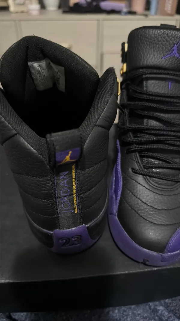 Air Jordan 12 GS black/field purple - Image 2