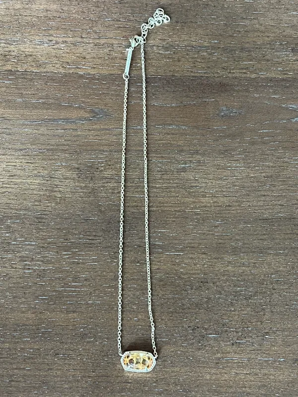 Kendra Scott Elisa Gold Necklace - Image 3