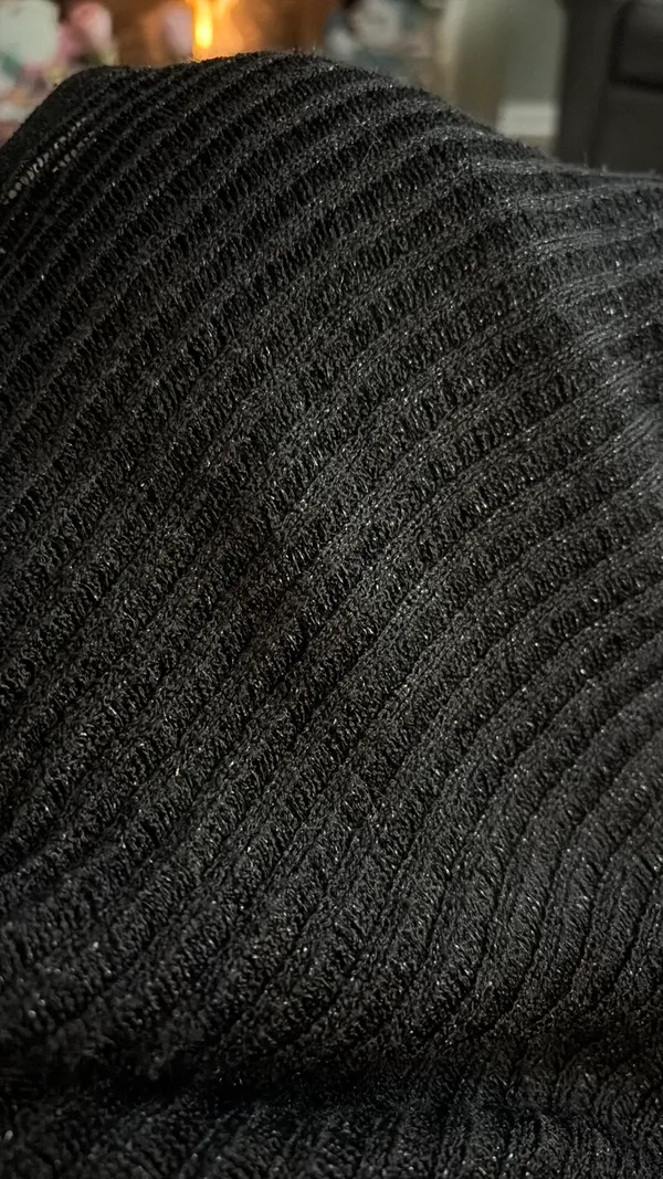 Jennifer Lopez Size XS Black V Neck Sweater - Image 9