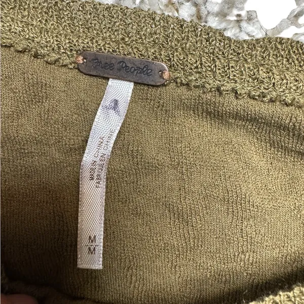 🌿 Free People Treat Me Tender Frayed Tank Top 🪶 Olive‎ Green Medium - Image 4
