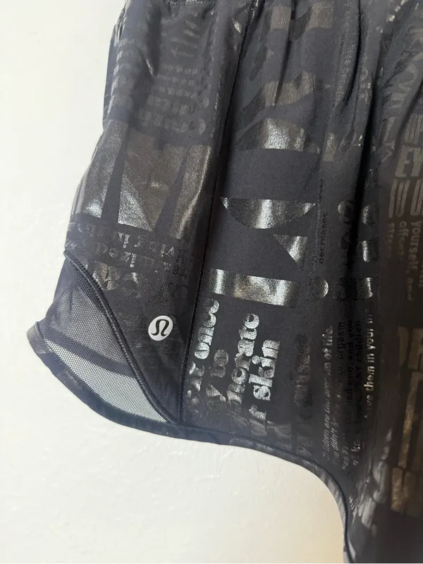 Lululemon Hotty Hot Short II *Long 4" Manifesto 20YR Manifesto Foil Black Black - Image 4