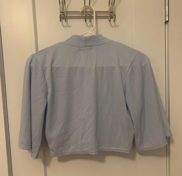 Boohoo NWT Crop Top - Image 3