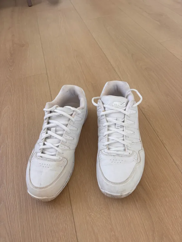 FILA Women’s Sneakers - Image 2