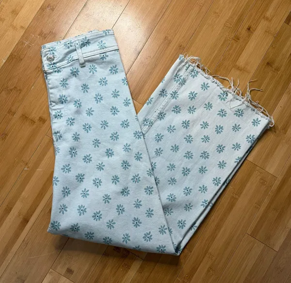 Floral Denim Jeans - Image 7