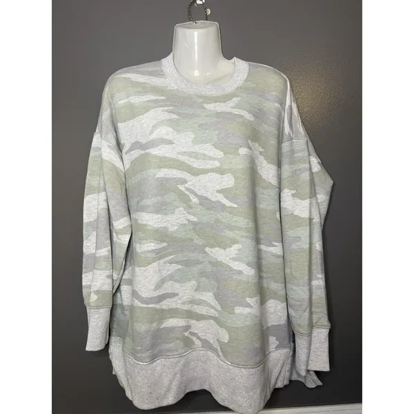 Aerie Sweatshirt Womens XS Green Camo Print Crewneck Fleece Oversized Pullover - Image 2