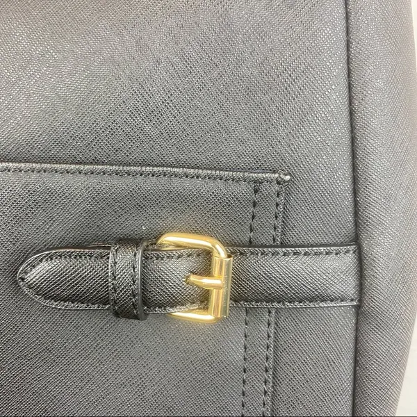 Tommy Hilfiger Black & Gold Zip Top Shoulder Handbag Bag - Image 7