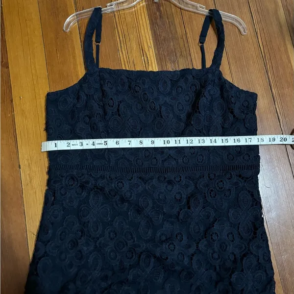 Hollister Elegant Navy Lace Dress - Image 2