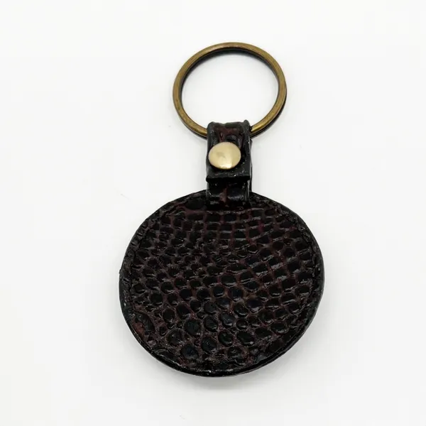 Vintage Genuine Leather and Metal Medallion Round Keychain Gold Tone - Image 2