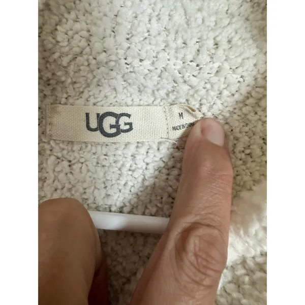 UGG Ylonda Turtleneck Sweater Cream Fuzzy Boucle‎ Knit Pullover 1018963 Mens M - Image 3
