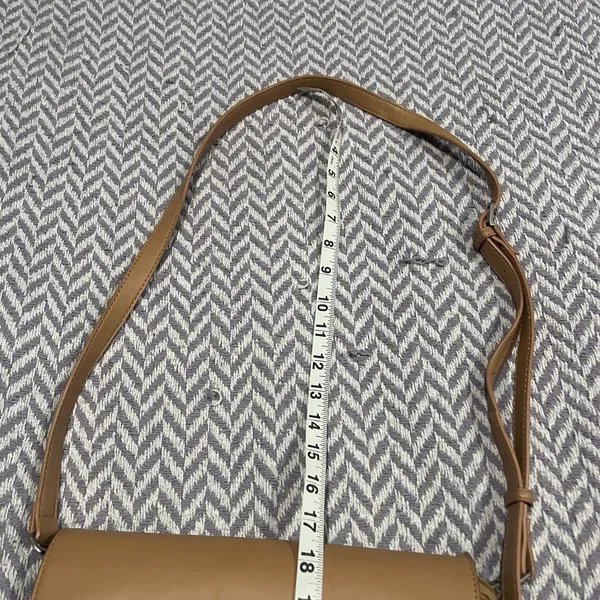 Pixie Mood Zoe Crossbody Vegan Faux Leather Bag Tan Beige Casual Purse - Image 5