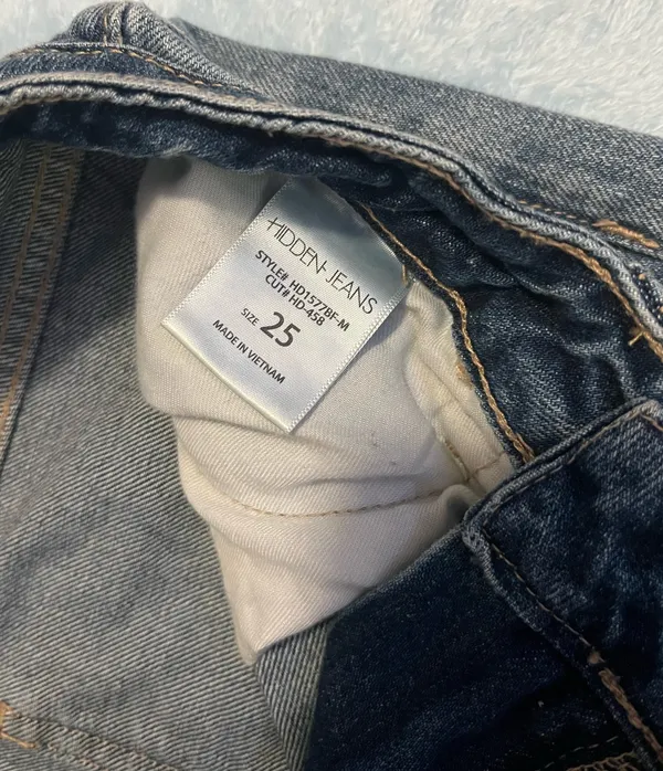 Hidden Jeans Distressed Blue Jeans - Image 5