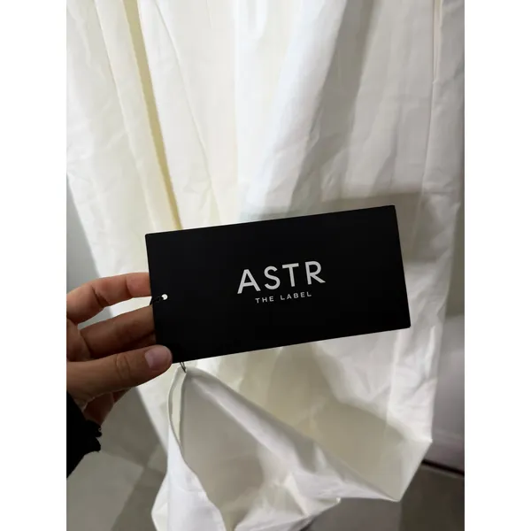 ASTR the Label Elvinia Dress White Off Shoulder Midi Pleated Bridal Bows - Image 8