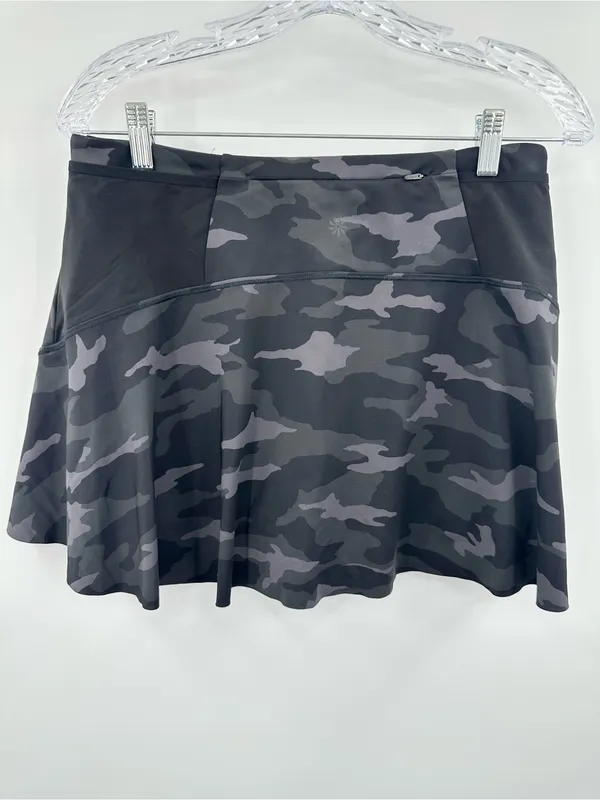 Athleta Women’s Camo Match Point Black Gray Skort Size Small - Image 4