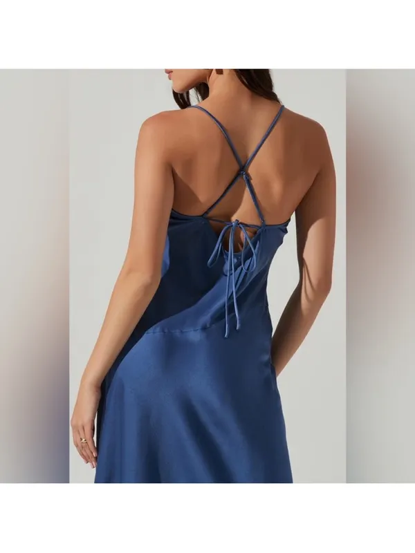 ASTR the label Gaia Slip Dress in blue size M - Image 2