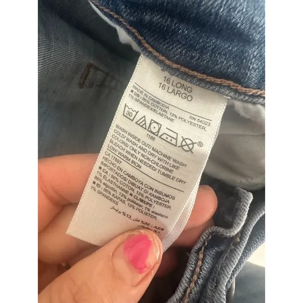 Old Navy Womens Size 16 Long Original Mid Rise Jeans Medium Wash Blue‎ Stretch - Image 8