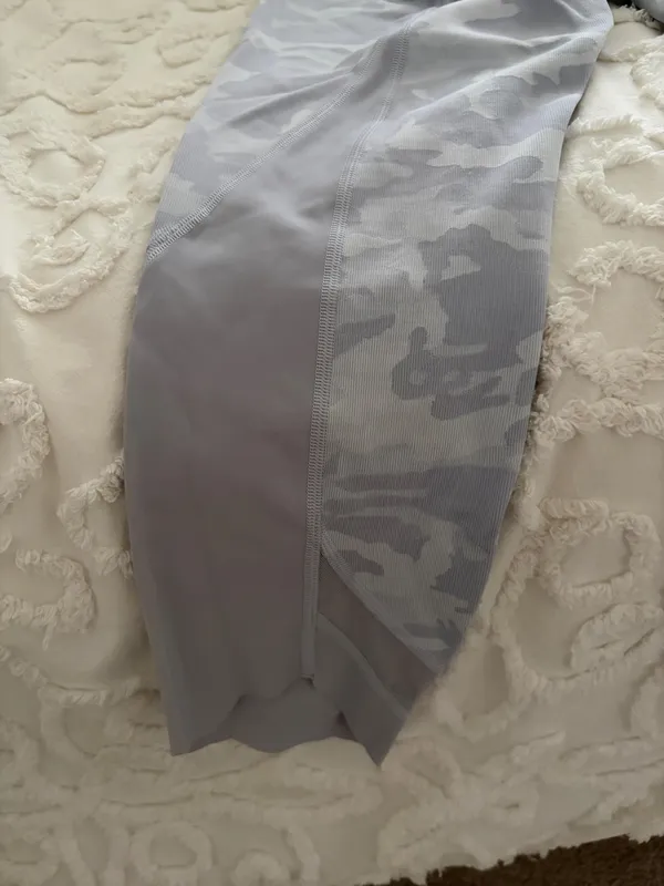 Lululemon Leggings Crop - Image 3
