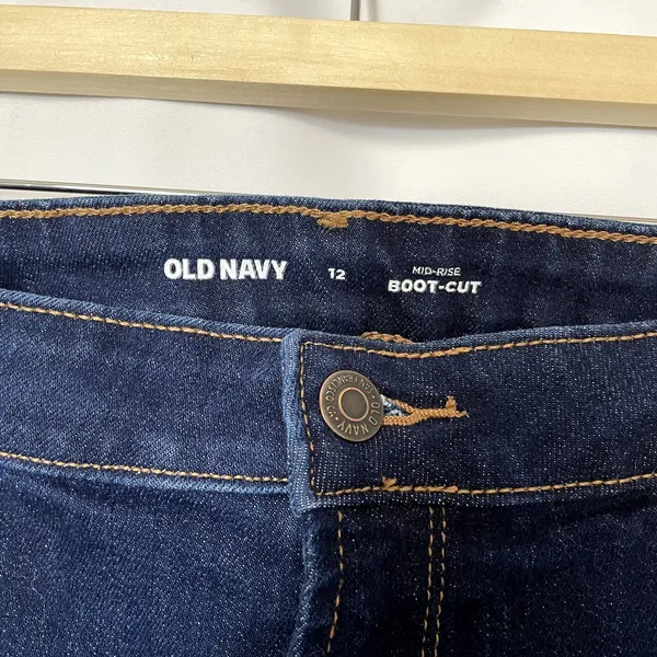Old Navy mid-rise boot-cut dark wash‎ denim women's jeans size 12 cotton blend - Image 3