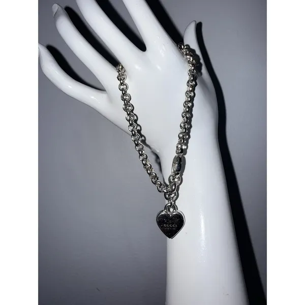 $599 Rare Authentic Gucci Sterling Silver Heart Charm Bracelet‎ - Image 3