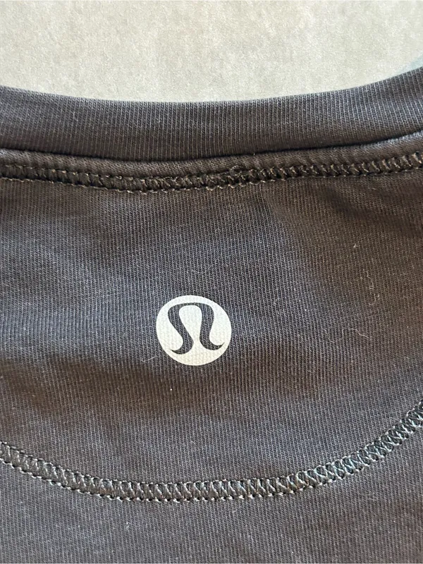 Lululemon Lively Crewneck Tee *Vitasea in Black - Image 5