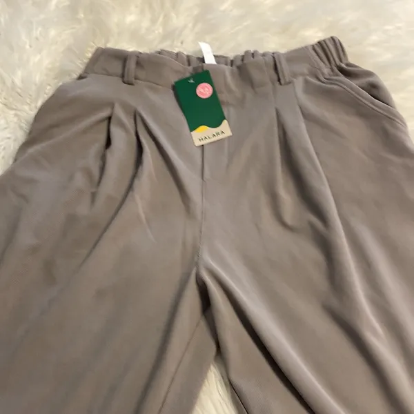HALARA Wide-Leg Tan Trousers size L brand new color light gray two front pockets - Image 6