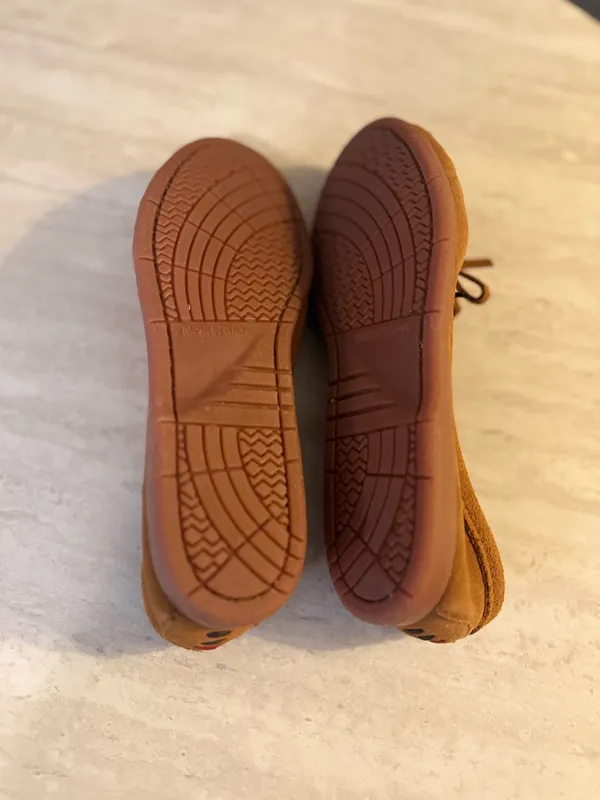 Minnetonka Kilty Softsole Moccasins | 7M - Image 6
