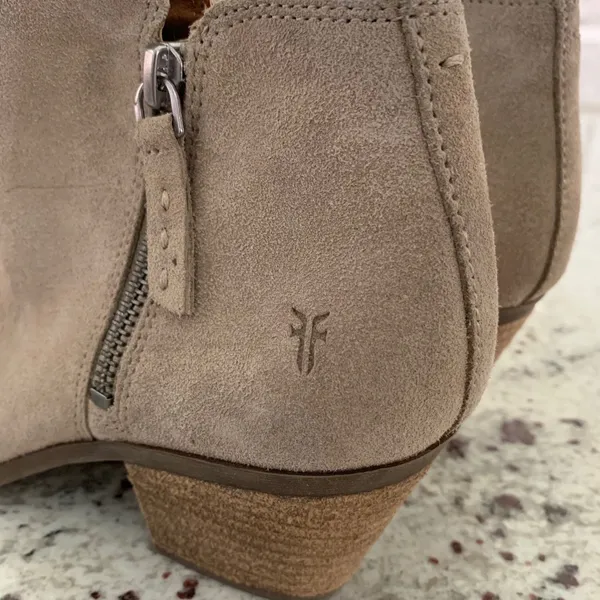 New Frye Judy double zip ash‎ boots 6 no box - Image 3
