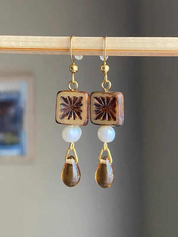 Handmade quality Czech glass beads & natural freshwater pearl chic fairy boho vintage retro style dangle earrings🌿✨ - Image 3
