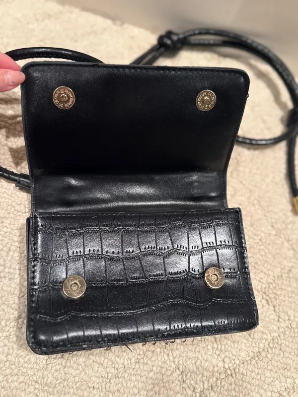 Black Croc Embossed Mini Crossbody Bag Gold Chain - Image 6