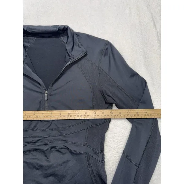 Lululemon Women's Cold Weather Running Half Zip Size 6 - Image 7