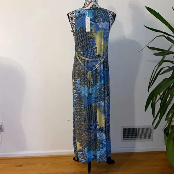 NWT!! Julia Fashion Boutique Beach Sleeveo Maxi Dress Size Small - Image 7